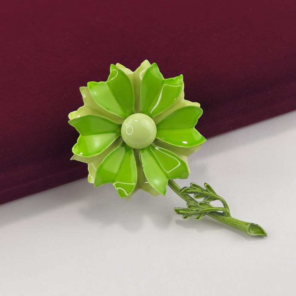 Vintage Green Enamel Flower Brooch Layered Daisy Long Stem Pin Mid Century Style